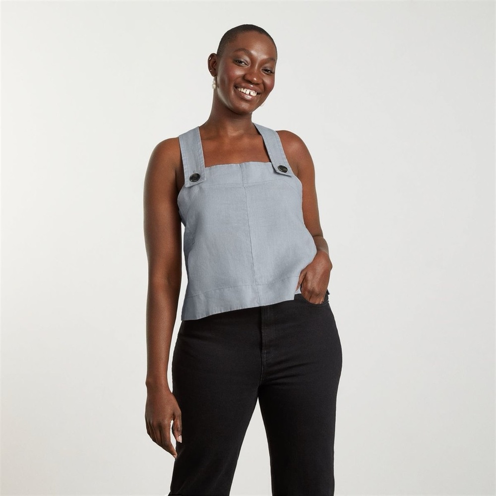 Everlane The Apron Linen Tank in Sky